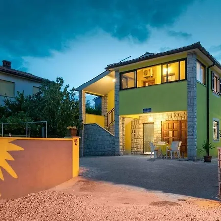 Holiday home Sunce Comfortable *