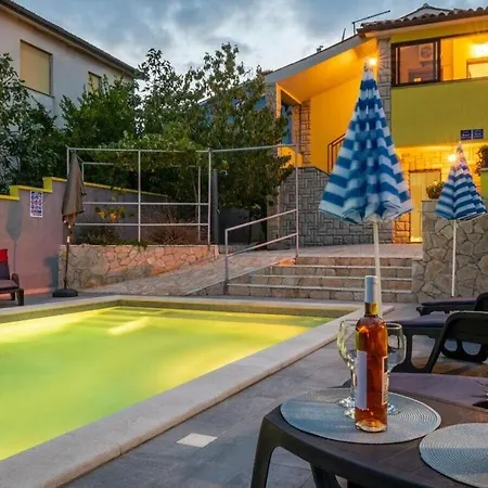 Holiday home Sunce Comfortable *